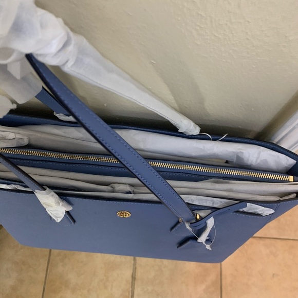 Tory Burch Robinson handbag - Picture 3 of 8